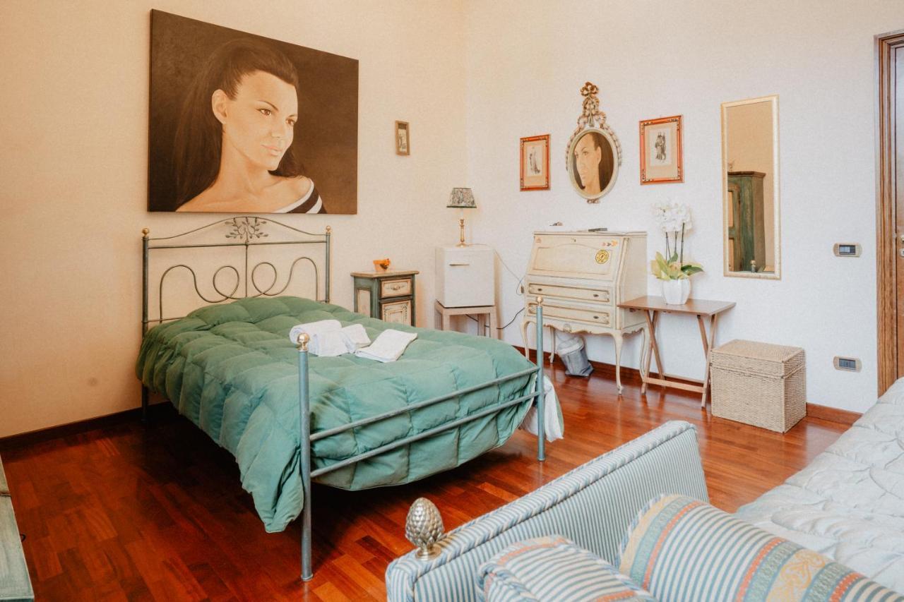 Villa Luigi XVI Taranto Kültér fotó